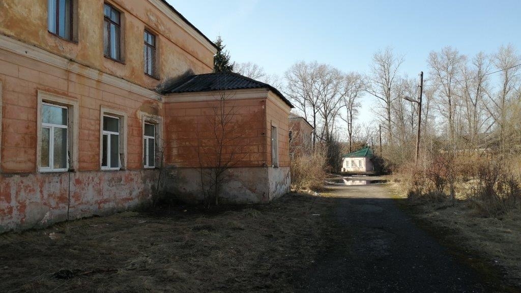 В Великих Луках продают недвижимость и землю за 16 млн рублей