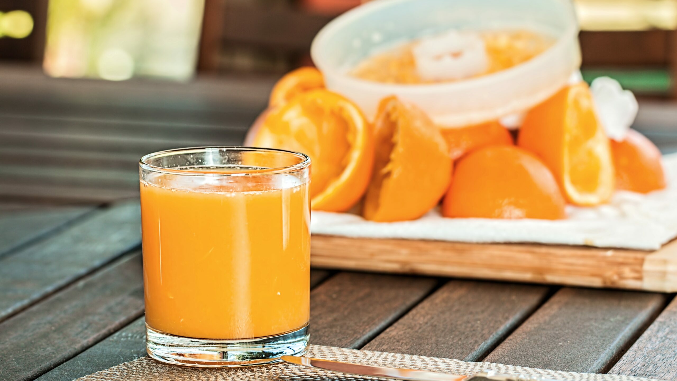 Эндокринолог предупредила, что употребление фруктовых соков может привести к набору веса