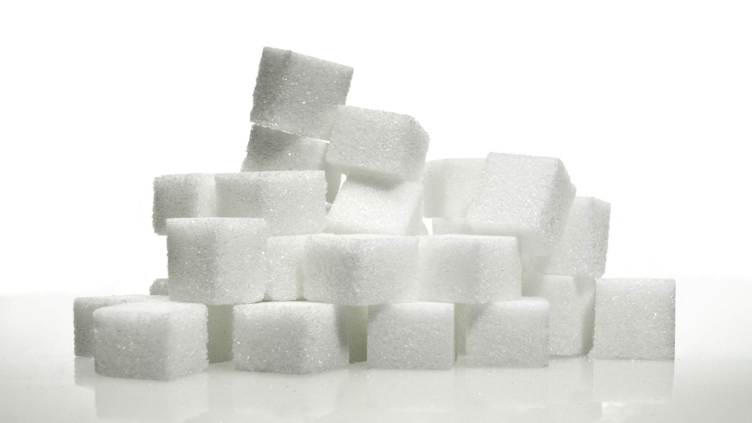 Врачи предупреждают: свободные сахара в рационе — путь к сердечно-сосудистым заболеваниям