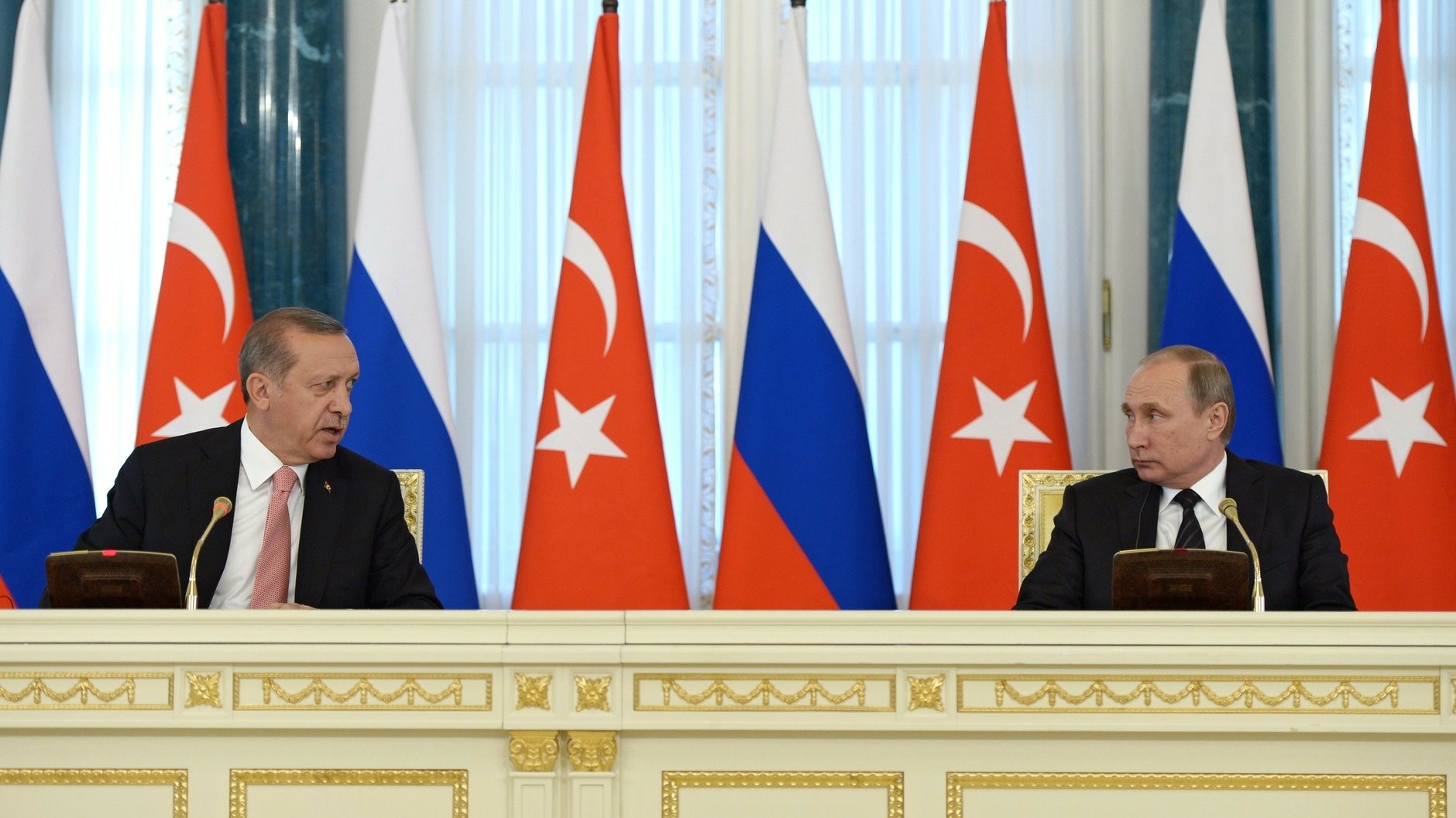 «Турцию словно облили холодной водой»: Путин проучил Эрдогана, его решение вызвало резонанс в Китае
