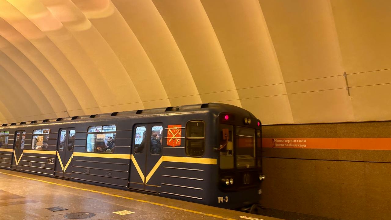 Илона Маска попросили построить метро в Петербурге после подземки в Дубае