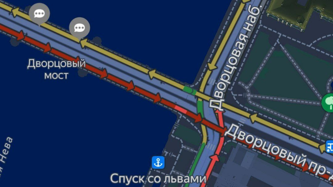 В Петербурге перекрыли проезд по Дворцовому и Литейному мостам