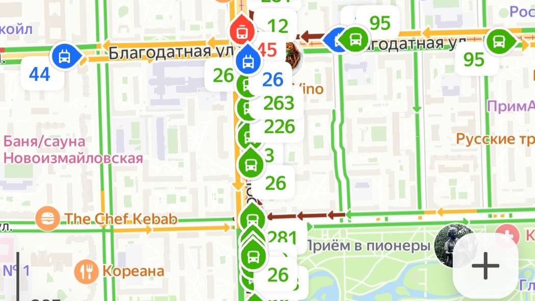 Плотная пробка парализовала Московский проспект