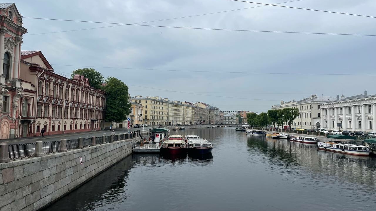 Дождливые выходные в Петербурге: виноват циклон и низкое давление